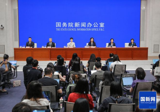 辅助生殖技术全面纳入医保报销  生育梦近在咫尺